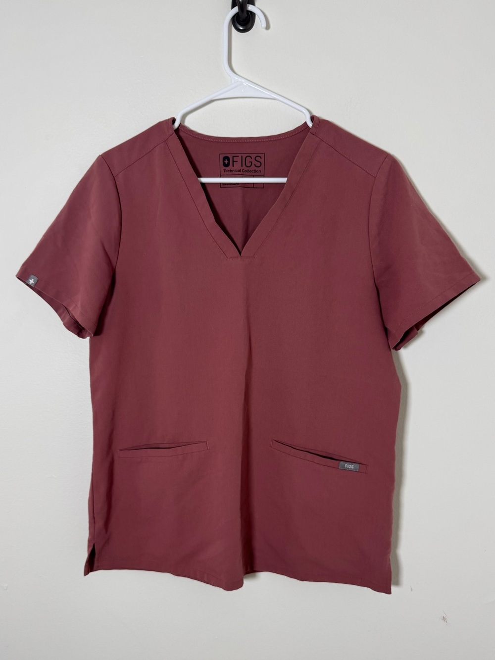 FIGS Women's Casma  Scrub Top Pink Size M STYLE# FWT100